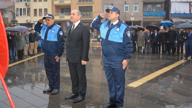 Başkanımız 10 Kasım sebebi ile çelenk törenine katıldı