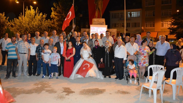 27 gündür meydanları boşaltmadık