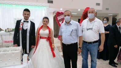 Başkanımız Esra ve Emre çiftinin düğünlerine katıldı