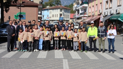 Başkanımız Yaya Geçidi Nöbetine katıldı