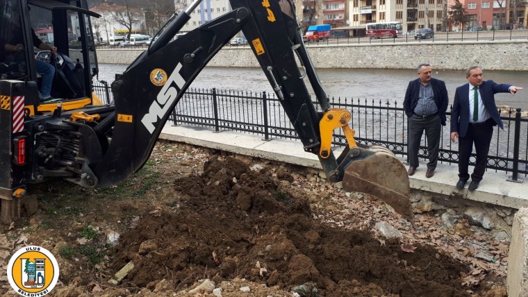 Başkanımız Ulus çayı etrafındaki düzenleme çalışmalarını ziyaret etti