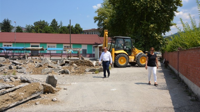 Başkanımız yeni başlayan pazaryerimiz düzenlemesini yerinde inceledi