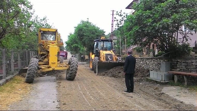 Kasımlar Mahallesi yol çalışmaları başladı