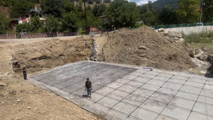 Saz Köprüsü Yapım Çalışmaları Devam Ediyor