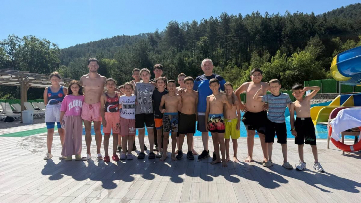 Ulus Çınar Spor Minik Güreş Takımımıza Şampiyona Öncesi Moral Desteği