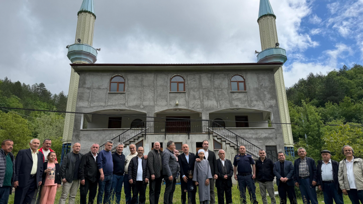 Yukarıdere Köyü’nde Bayramlaşma Programı Gerçekleştirildi