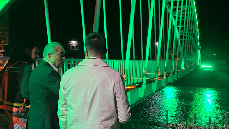 ULUS KÖPRÜLERİYLE AYDINLANIYOR