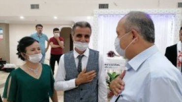 Başkanımız Esra ve Emre çiftinin düğünlerine katıldı
