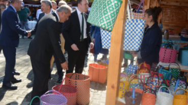 Ulus El Emeği Ürünleri Pazarı açıldı