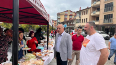 Başkanımız Hasandede İlkokulu Kermesine katıldı