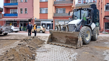 Başkanımız kilit parke onarım sahalarını ziyaret etti