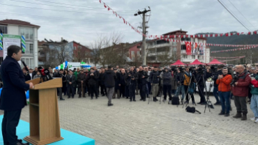 Gençlerimiz deprem bölgesinde