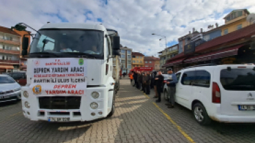 Ulus Belediyesi-Vatandaş el ele, deprem bölgesine destek