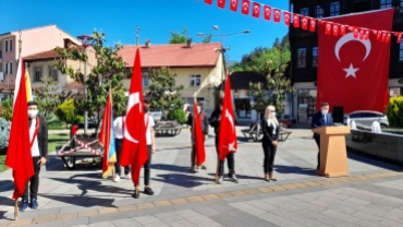 MİLLİ MÜCADELE'NİN 102. YILINDA 19 MAYIS COŞKUYLA KUTLANDI